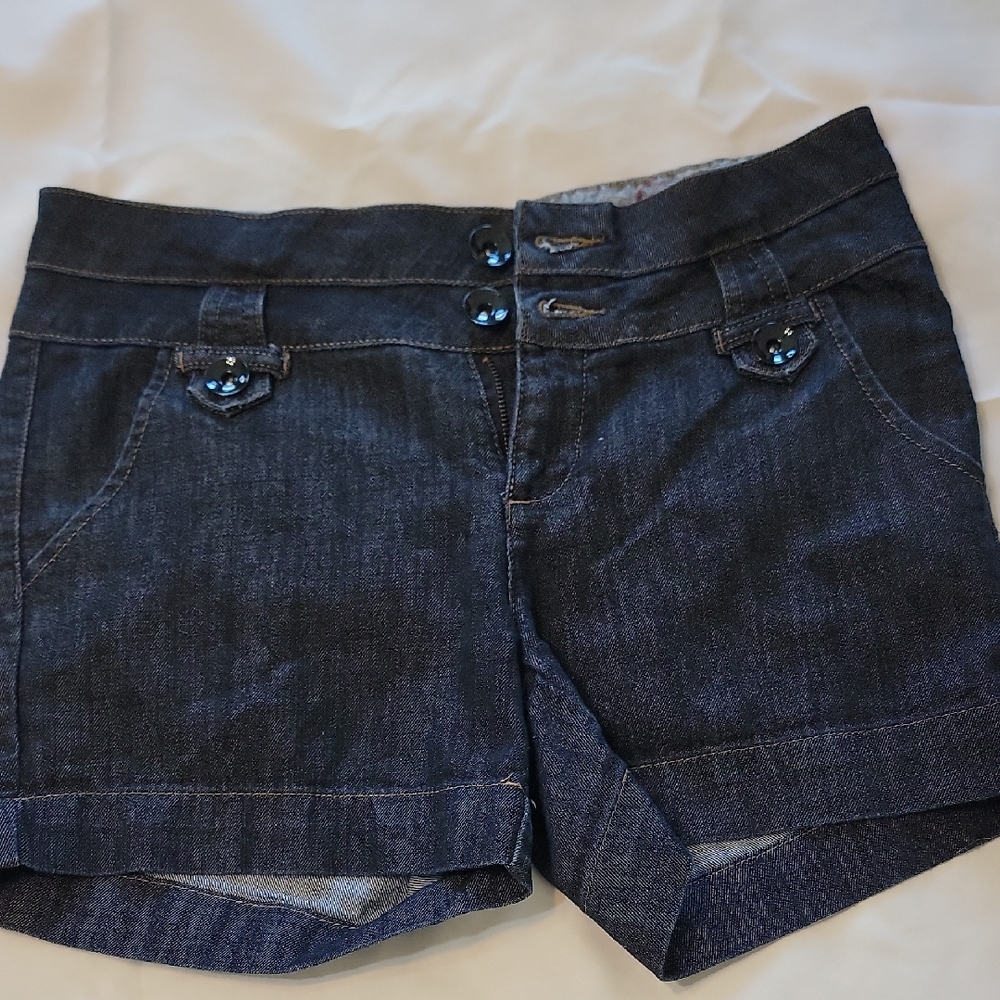 Stylish Denim Women's Shorts 5" Seam Size 10